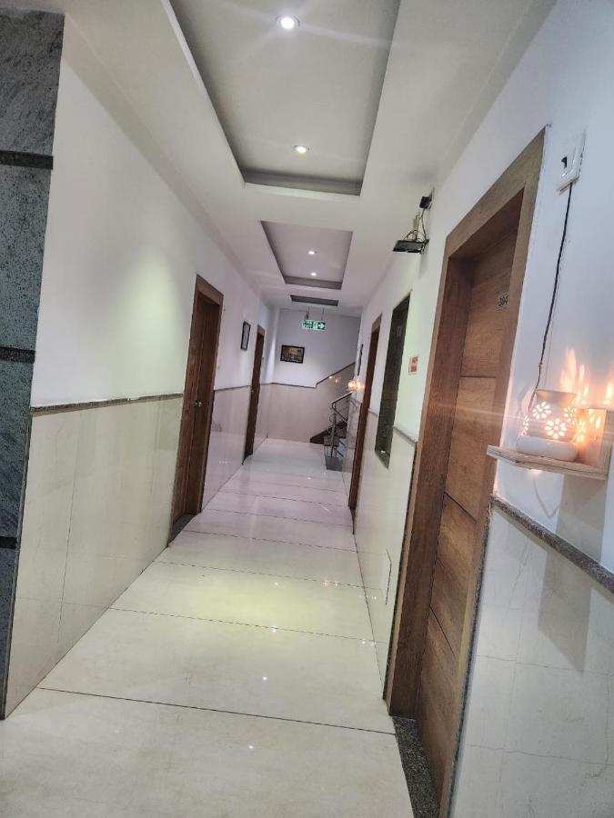 ניו דלהי Airport Hotel Ivy With Free Airport Transfr מראה חיצוני תמונה
